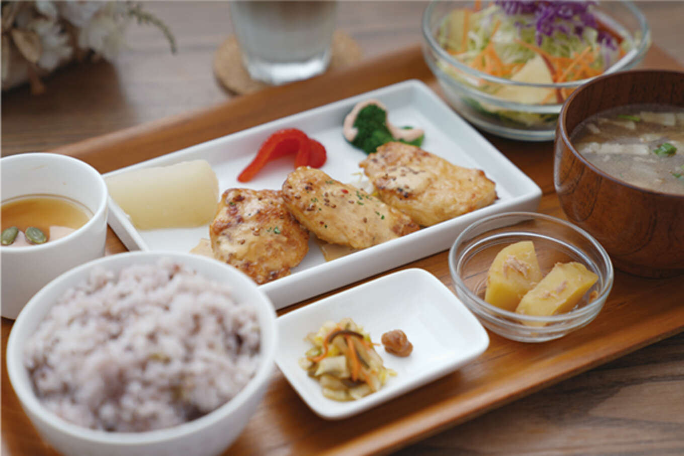 野菜たっぷりヘルシーセット